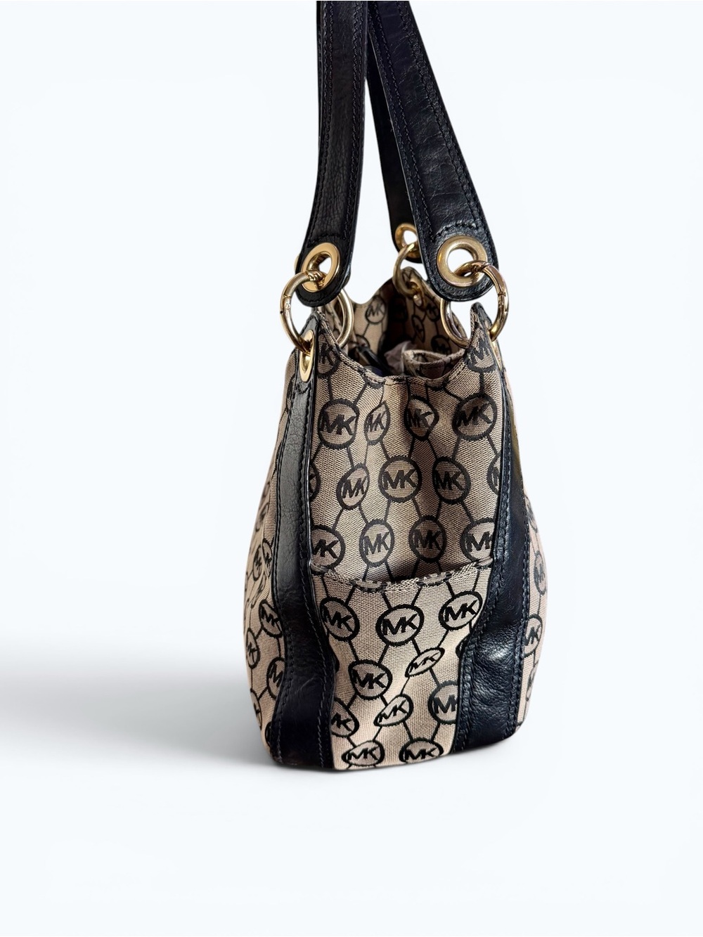 Michael Kors Signature MK Logo Drawstring Shoulder Bag + Matching Wristlet - Picture 7 of 9